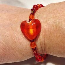 Orange glass heart-shaped bead bracelet