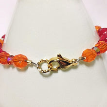 Orange glass heart-shaped bead bracelet